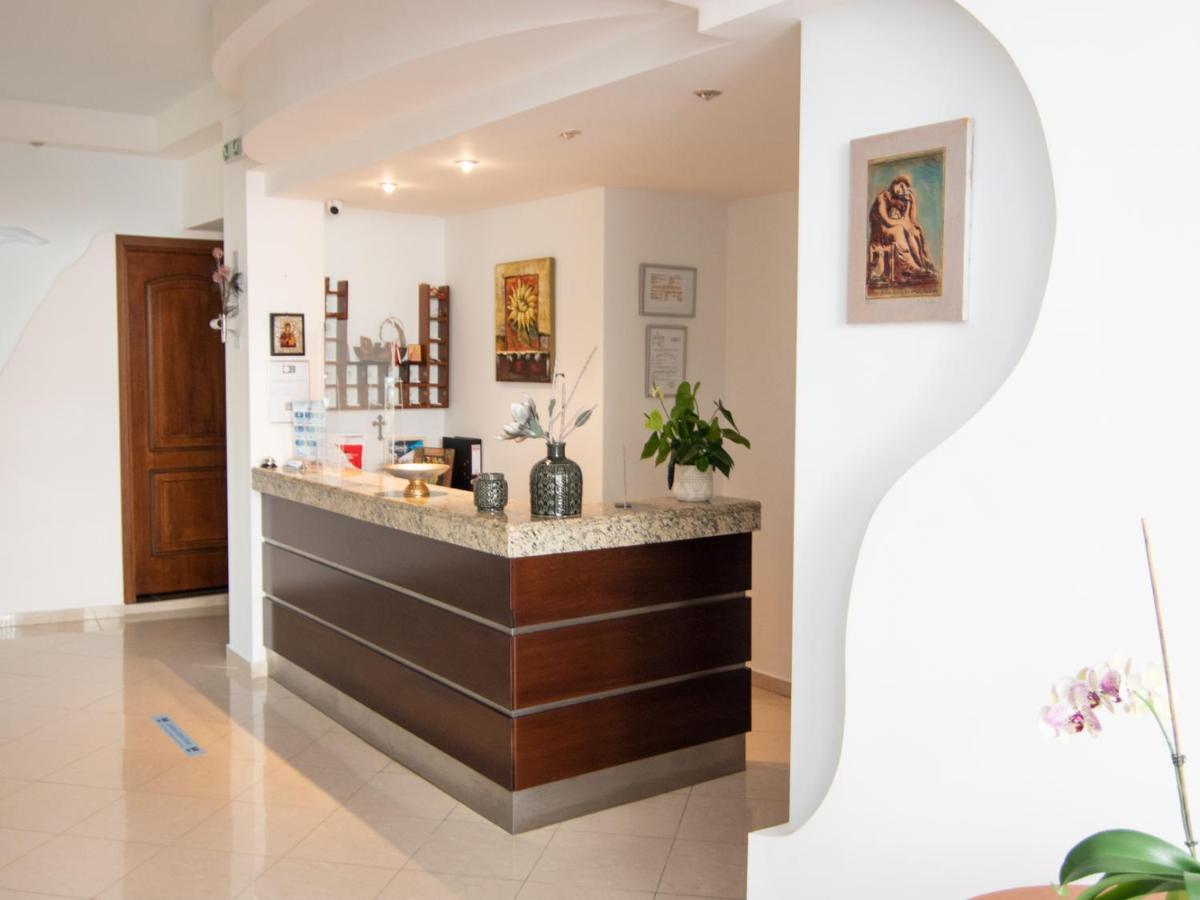 Achillion Aparthotel Paralia Katerinis Exterior photo